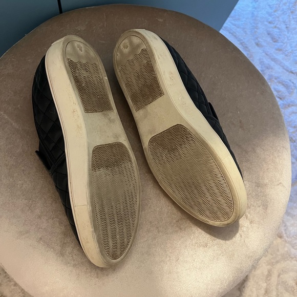 Steve Madden Shoes - Picture 2 of 2